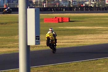 wheelie2